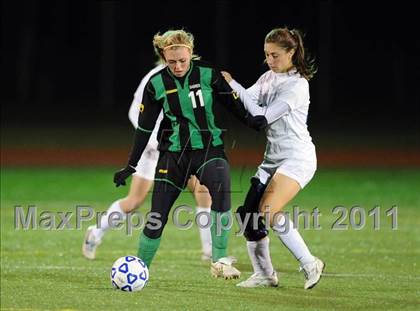 Thumbnail 3 in Bronxville vs Schalmont (NYSPHSAA Class B Semifinal) photogallery.
