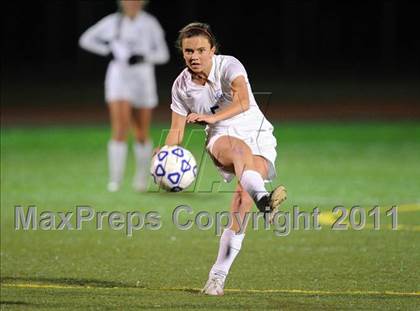 Thumbnail 1 in Bronxville vs Schalmont (NYSPHSAA Class B Semifinal) photogallery.