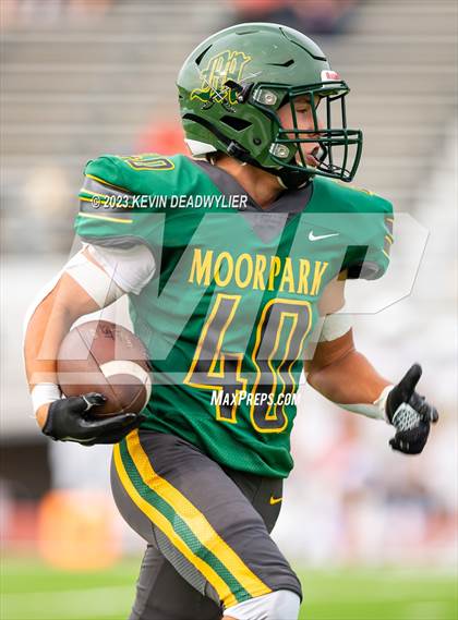Thumbnail 3 in Moorpark @ Oak Park photogallery.