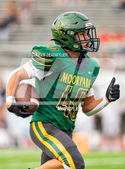 Thumbnail 2 in Moorpark @ Oak Park photogallery.