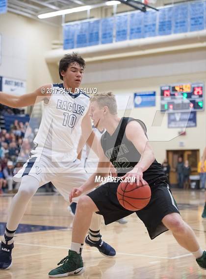 Thumbnail 3 in D'Evelyn @ Valor Christian photogallery.