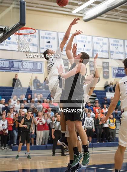 Thumbnail 3 in D'Evelyn @ Valor Christian photogallery.