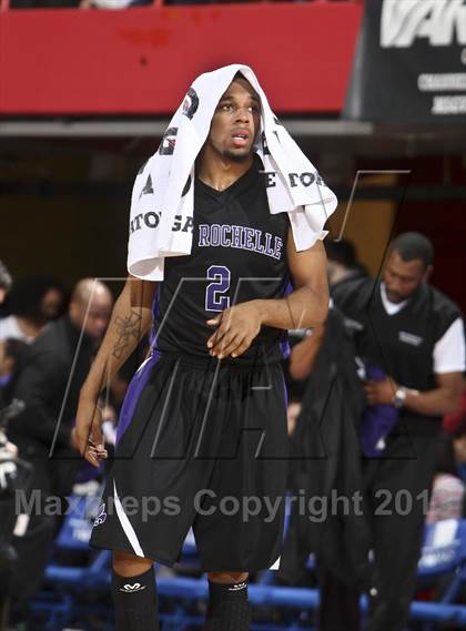 Thumbnail 1 in Mt. Vernon vs New Rochelle (Section 1 Class AA Final) photogallery.
