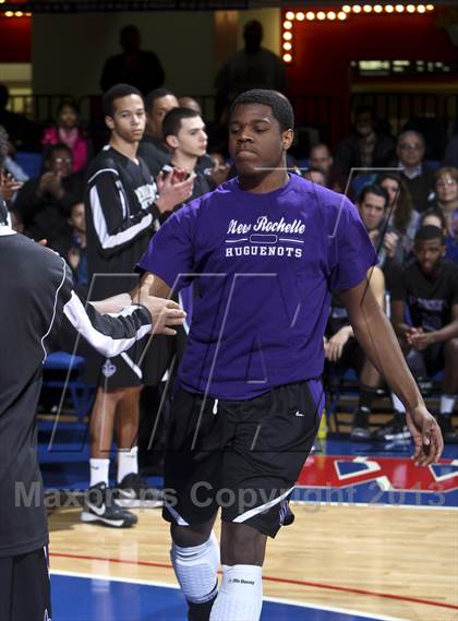 Thumbnail 3 in Mt. Vernon vs New Rochelle (Section 1 Class AA Final) photogallery.