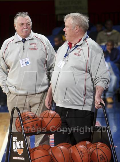 Thumbnail 2 in Mt. Vernon vs New Rochelle (Section 1 Class AA Final) photogallery.
