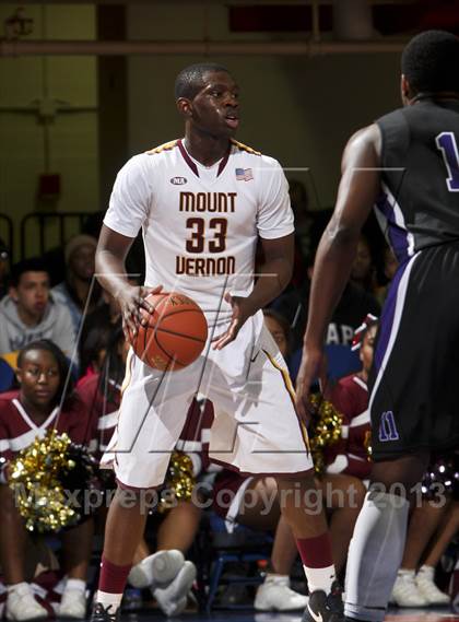 Thumbnail 1 in Mt. Vernon vs New Rochelle (Section 1 Class AA Final) photogallery.