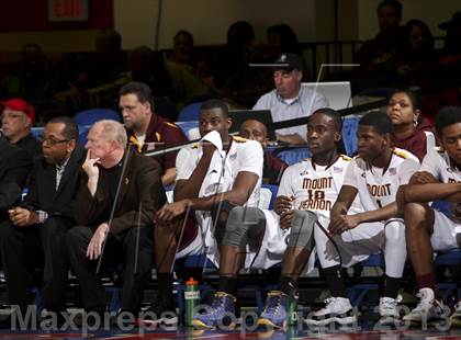 Thumbnail 2 in Mt. Vernon vs New Rochelle (Section 1 Class AA Final) photogallery.