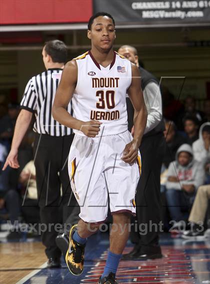 Thumbnail 2 in Mt. Vernon vs New Rochelle (Section 1 Class AA Final) photogallery.