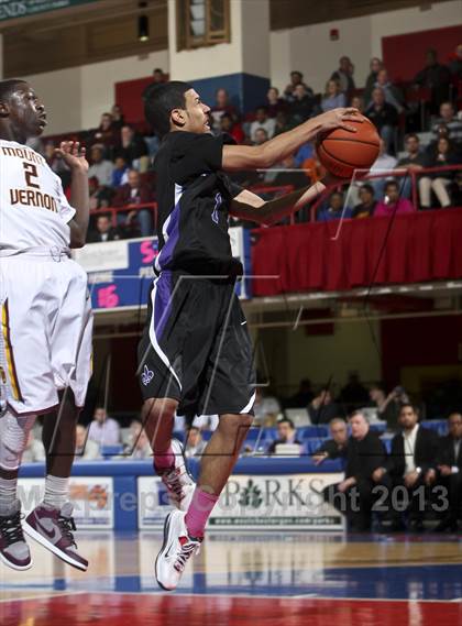 Thumbnail 3 in Mt. Vernon vs New Rochelle (Section 1 Class AA Final) photogallery.