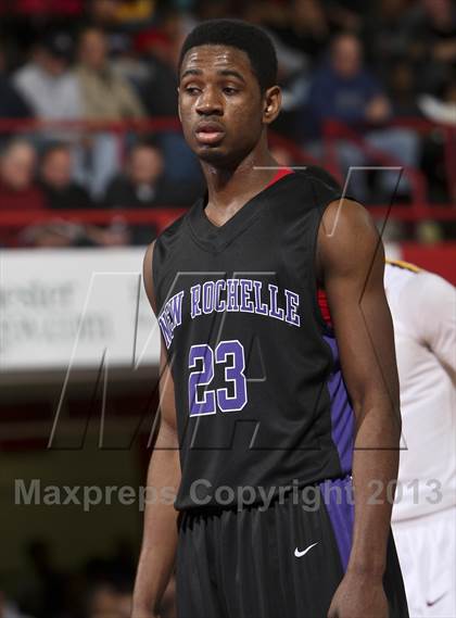 Thumbnail 3 in Mt. Vernon vs New Rochelle (Section 1 Class AA Final) photogallery.