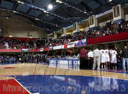 Thumbnail 3 in Mt. Vernon vs New Rochelle (Section 1 Class AA Final) photogallery.