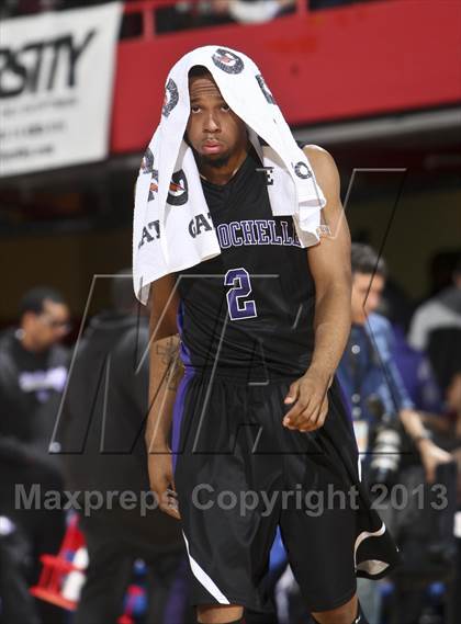 Thumbnail 2 in Mt. Vernon vs New Rochelle (Section 1 Class AA Final) photogallery.