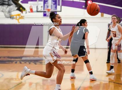 Thumbnail 2 in Sierra Canyon vs. Cardinal Newman (West Coast Jamboree) photogallery.