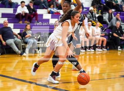 Thumbnail 3 in Sierra Canyon vs. Cardinal Newman (West Coast Jamboree) photogallery.