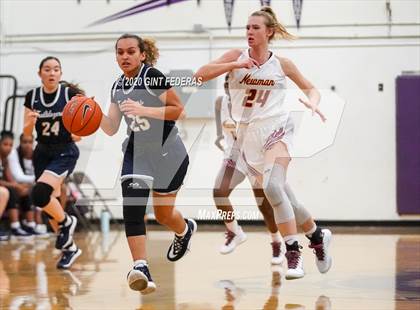 Thumbnail 1 in Sierra Canyon vs. Cardinal Newman (West Coast Jamboree) photogallery.