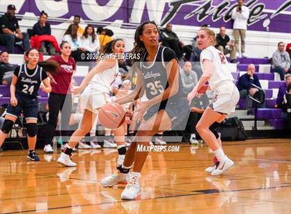 Thumbnail 2 in Sierra Canyon vs. Cardinal Newman (West Coast Jamboree) photogallery.