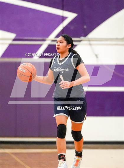 Thumbnail 2 in Sierra Canyon vs. Cardinal Newman (West Coast Jamboree) photogallery.