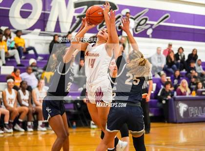 Thumbnail 2 in Sierra Canyon vs. Cardinal Newman (West Coast Jamboree) photogallery.