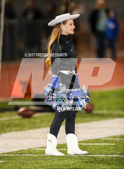 Thumbnail 1 in North Forney @ Lovejoy photogallery.