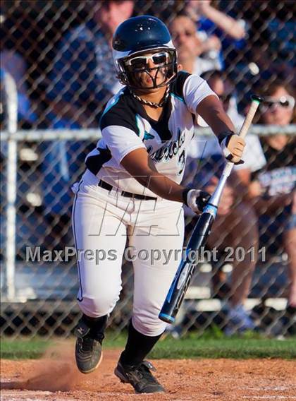 Thumbnail 2 in Alvin vs Pasadena Memorial (Region III Bi-District)  photogallery.
