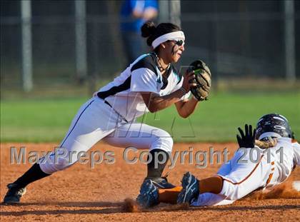Thumbnail 2 in Alvin vs Pasadena Memorial (Region III Bi-District)  photogallery.