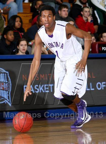 Thumbnail 2 in Gonzaga vs. Chester (Spalding Hoophall Classic) photogallery.
