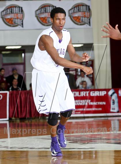 Thumbnail 1 in Gonzaga vs. Chester (Spalding Hoophall Classic) photogallery.