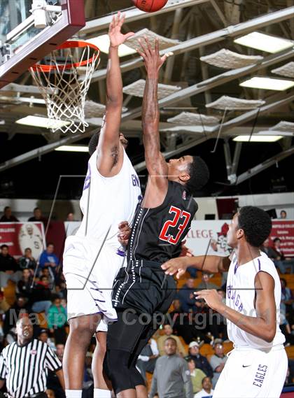 Thumbnail 3 in Gonzaga vs. Chester (Spalding Hoophall Classic) photogallery.