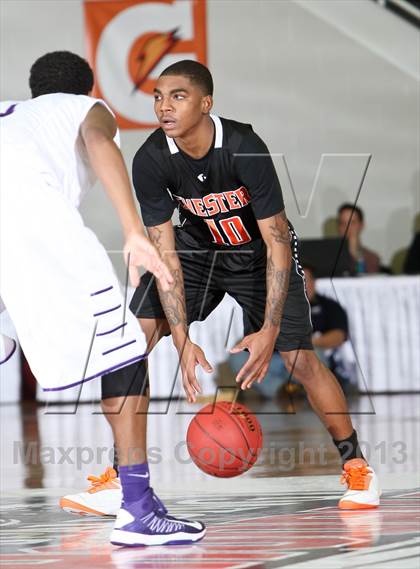 Thumbnail 3 in Gonzaga vs. Chester (Spalding Hoophall Classic) photogallery.