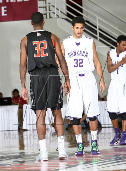 Thumbnail 3 in Gonzaga vs. Chester (Spalding Hoophall Classic) photogallery.