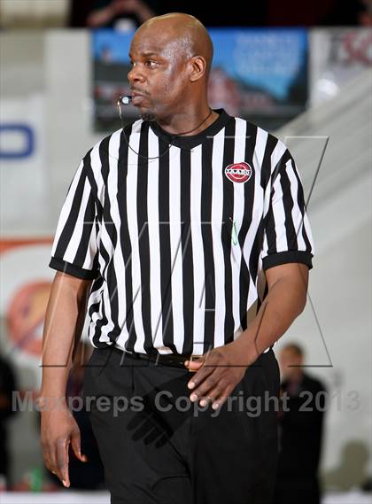 Thumbnail 2 in Gonzaga vs. Chester (Spalding Hoophall Classic) photogallery.