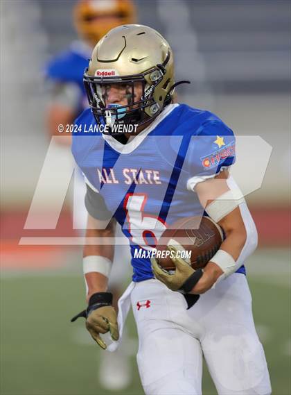 Thumbnail 1 in  All State (North vs South) photogallery.