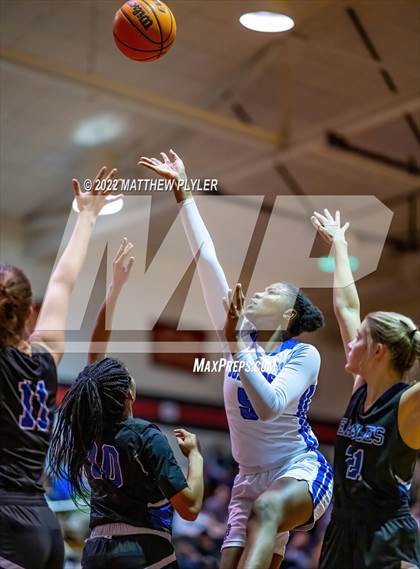 Thumbnail 1 in St. Pauls vs. East Bladen (SAC Conference Tournament Championship) photogallery.
