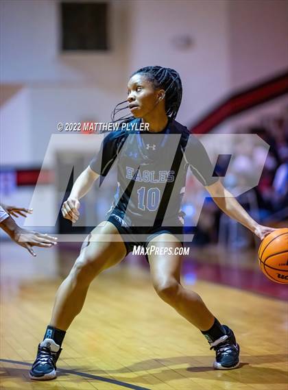 Thumbnail 2 in St. Pauls vs. East Bladen (SAC Conference Tournament Championship) photogallery.