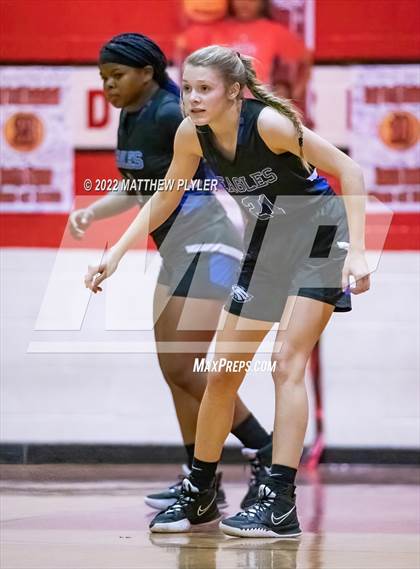 Thumbnail 2 in St. Pauls vs. East Bladen (SAC Conference Tournament Championship) photogallery.