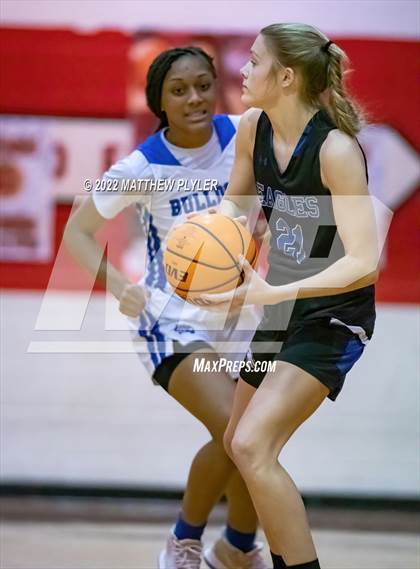 Thumbnail 1 in St. Pauls vs. East Bladen (SAC Conference Tournament Championship) photogallery.