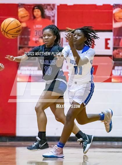 Thumbnail 3 in St. Pauls vs. East Bladen (SAC Conference Tournament Championship) photogallery.