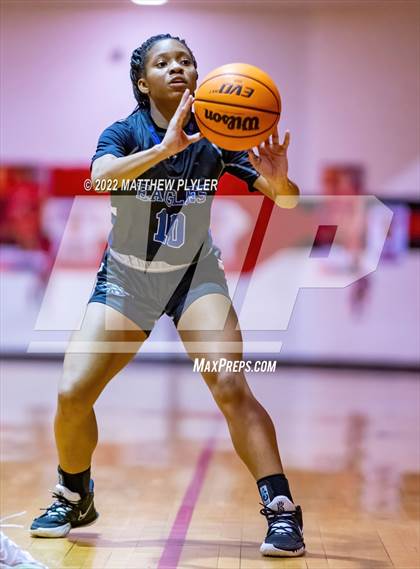 Thumbnail 1 in St. Pauls vs. East Bladen (SAC Conference Tournament Championship) photogallery.