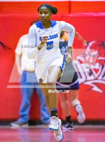 Thumbnail 2 in St. Pauls vs. East Bladen (SAC Conference Tournament Championship) photogallery.