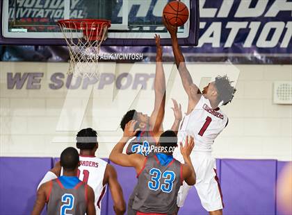 Thumbnail 1 in Greene Central vs. Trinity Christian (John Wall Holiday Invitational) photogallery.