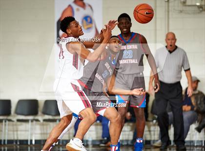 Thumbnail 3 in Greene Central vs. Trinity Christian (John Wall Holiday Invitational) photogallery.