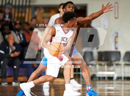 Thumbnail 2 in Greene Central vs. Trinity Christian (John Wall Holiday Invitational) photogallery.
