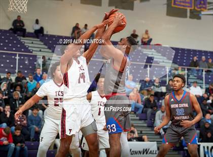 Thumbnail 1 in Greene Central vs. Trinity Christian (John Wall Holiday Invitational) photogallery.