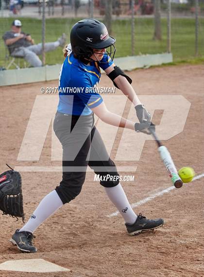 Thumbnail 3 in St. Francis vs. South Tahoe (Pre-Season Tournament) photogallery.