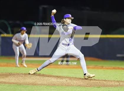 Thumbnail 3 in Lennard @ Sumner photogallery.