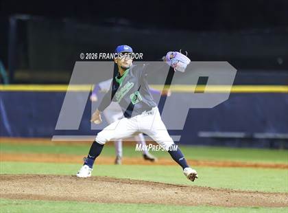 Thumbnail 2 in Lennard @ Sumner photogallery.