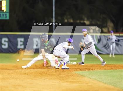 Thumbnail 1 in Lennard @ Sumner photogallery.