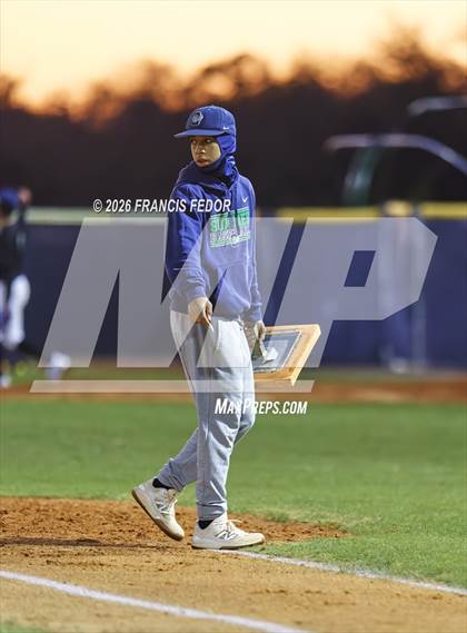 Thumbnail 1 in Lennard @ Sumner photogallery.