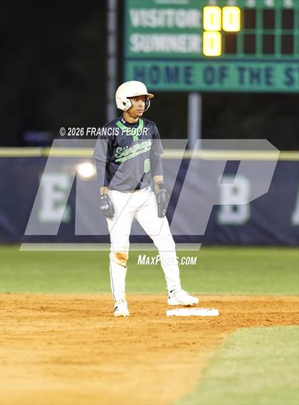 Thumbnail 3 in Lennard @ Sumner photogallery.