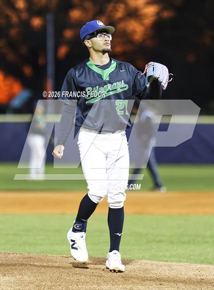 Thumbnail 1 in Lennard @ Sumner photogallery.